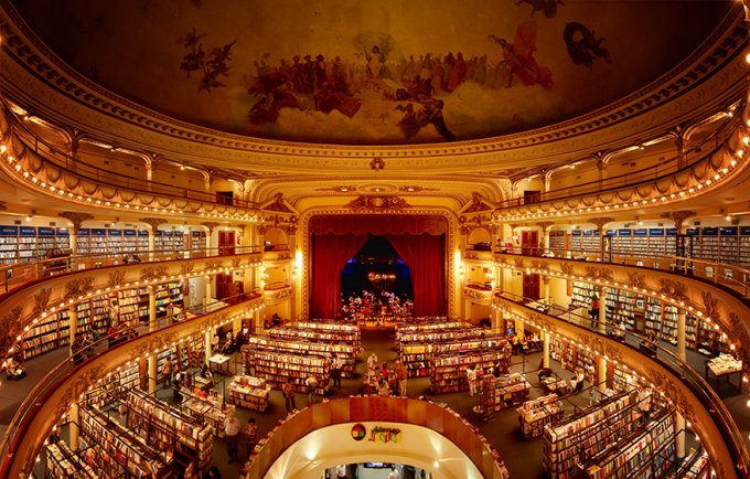 Este teatro argentino de hace 100 años ha sido convertido en una preciosa librería  