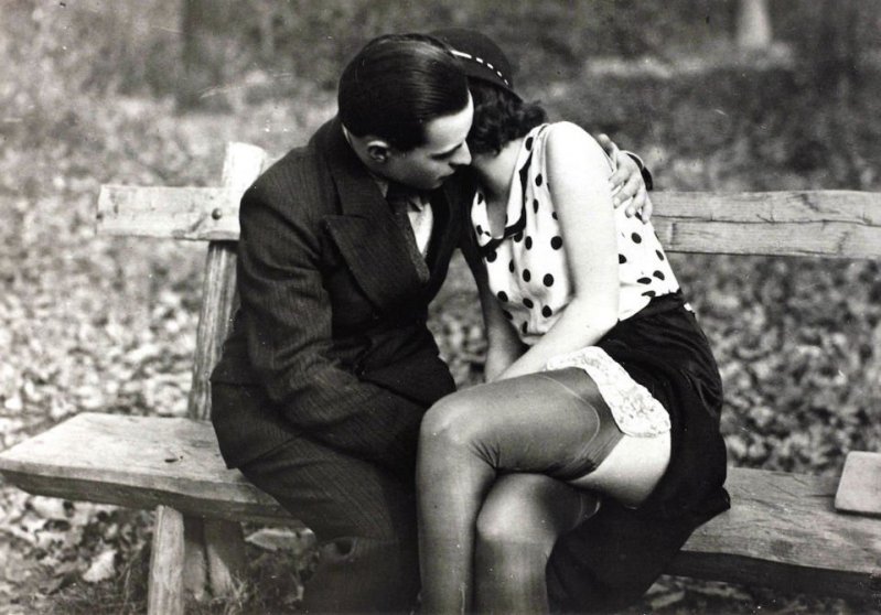 Las postales francesas de los años 20’s que estaban prohibidas por el ‘alto contenido de erotismo’ de aquella época  