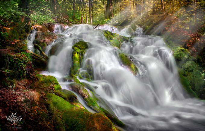 He fotografiado un otoño de ensueño en Rumanía con una cámara de 250$ 