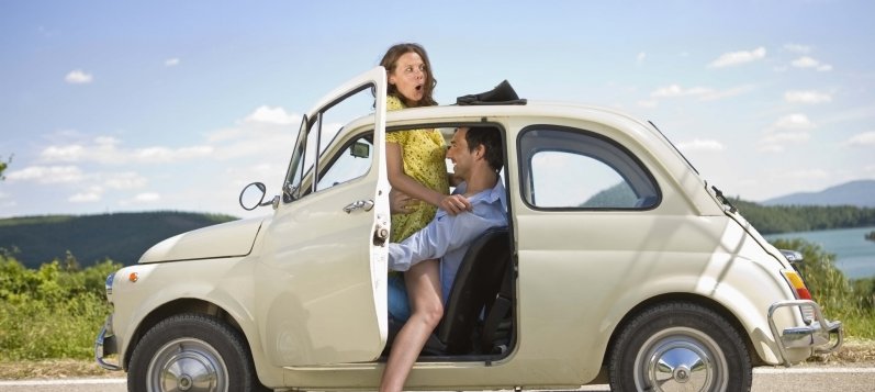 El ‘CarMasutra’, las posiciones ideales para hacerlo en el auto, ¿te atreves? 