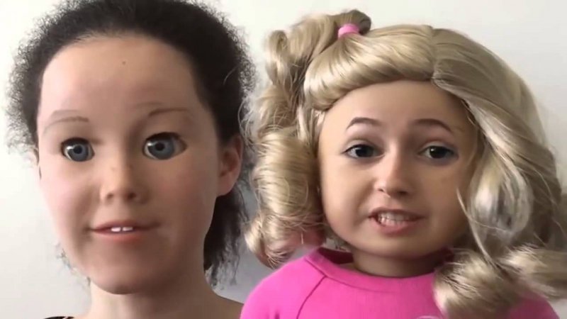 Cambiaron sus rostros con juguetes, ¡y el resultado es sorprendente! 