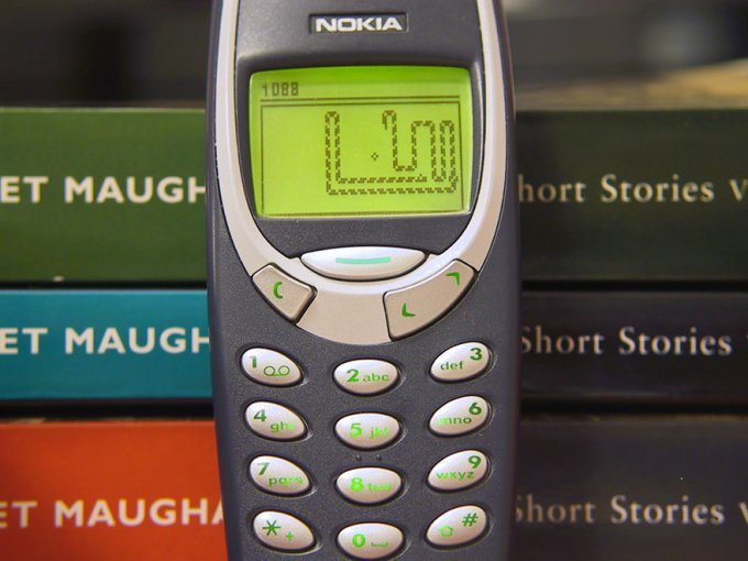 Después de 17 años Nokia relanza el modelo 3310, el teléfono más amado del mundo 