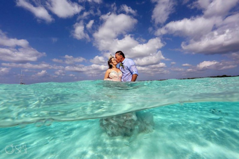 La magnifica experiencia de una boda en el agua a través de estas bellas fotografías 